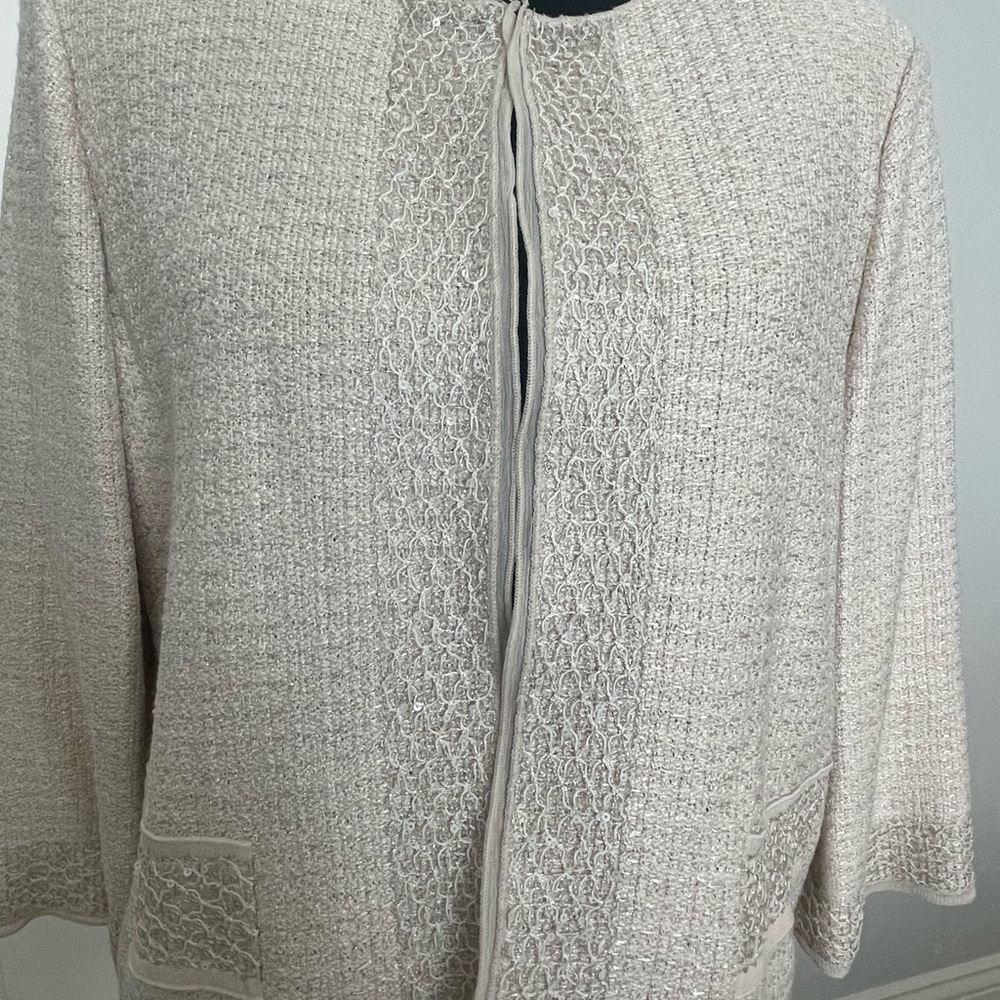 Stunning St John Couture ivory jacket in size 12. Excellent condition!